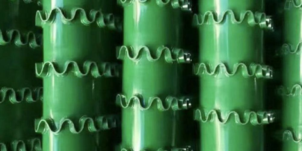 How to ensure the safety of conveyor belt materials in the food packaging industry?