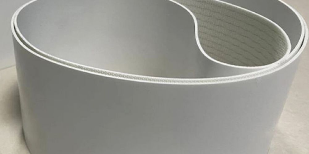 How to prevent conveyor belts from overheating in high-temperature environments