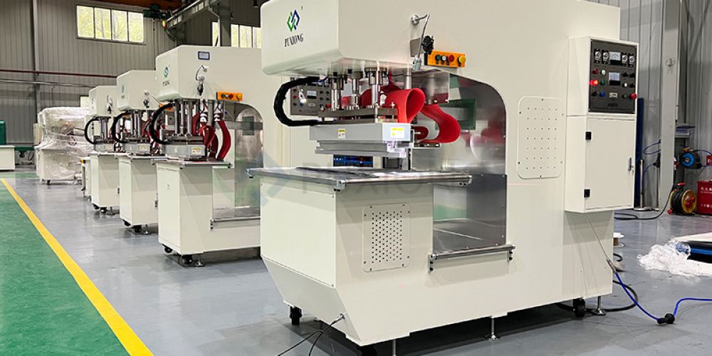 Characteristics and applications of high-frequency welding in PVC roller shutter materials
